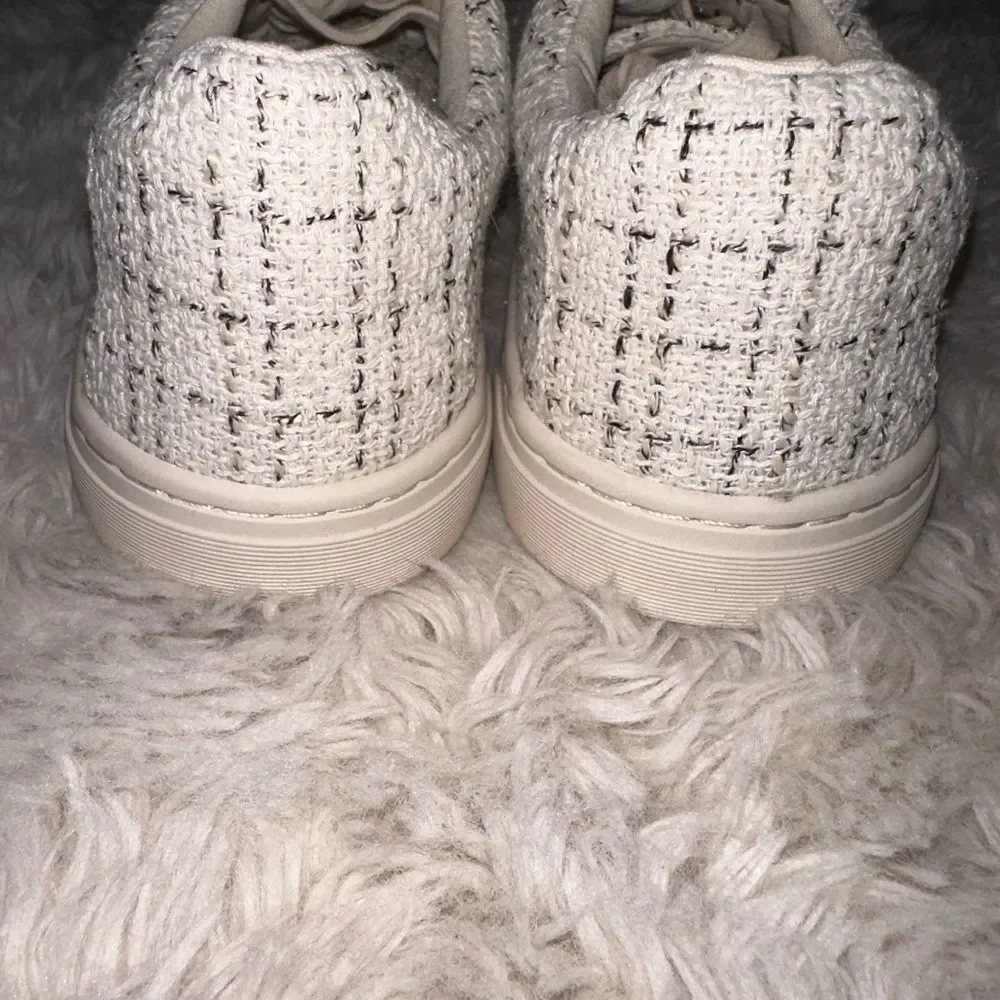 ZARA sneakers size 8. Plaid design sneakers. Beige color. New never worn. W/tags